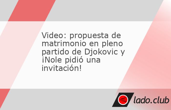 Una pareja se comprometió en la tribuna durante el duelo Djokovic vs. Wu Yibing en Wimbledon. El serbio frenó el partido para felicitarlos y, fiel a su estilo, les hizo un divertido pedido: "¡